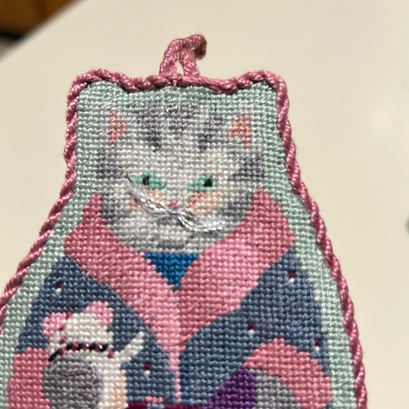 Finished!Cat lovers: Handmade heirloom petit point ornament! - Picture 4 of 6